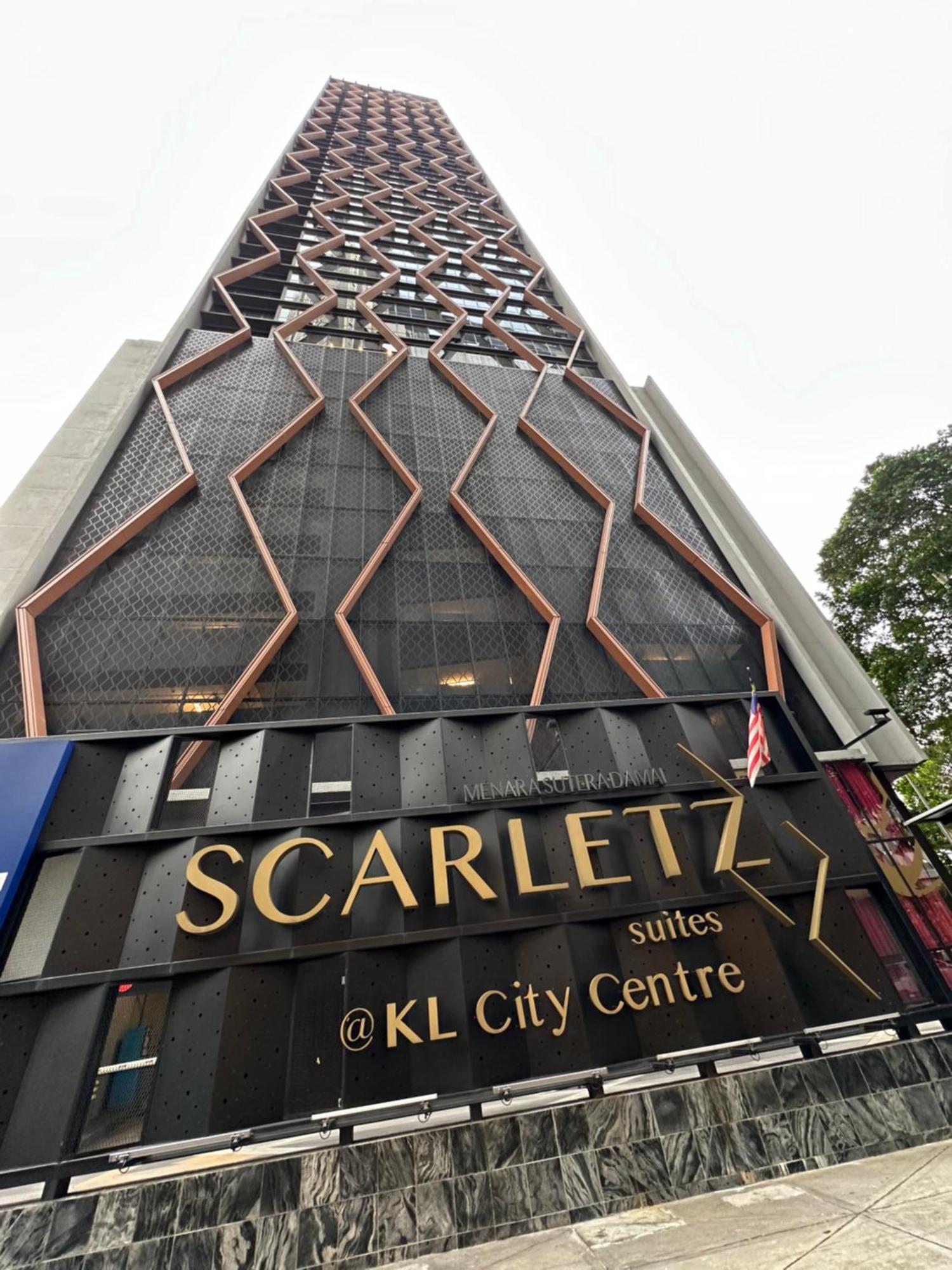 Scarletz Suites Klcc By Aura Kuala Lumpur Esterno foto
