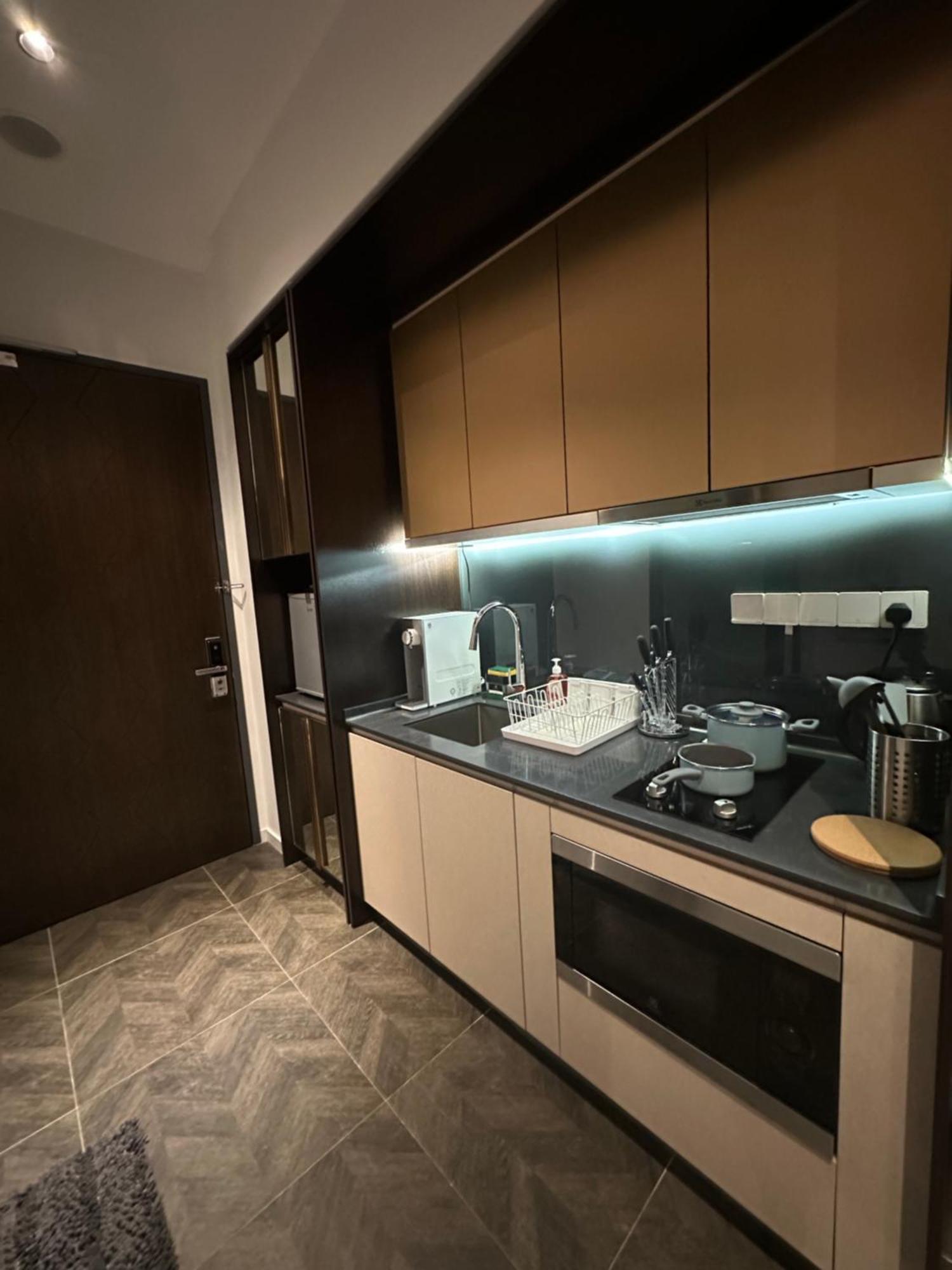 Scarletz Suites Klcc By Aura Kuala Lumpur Esterno foto