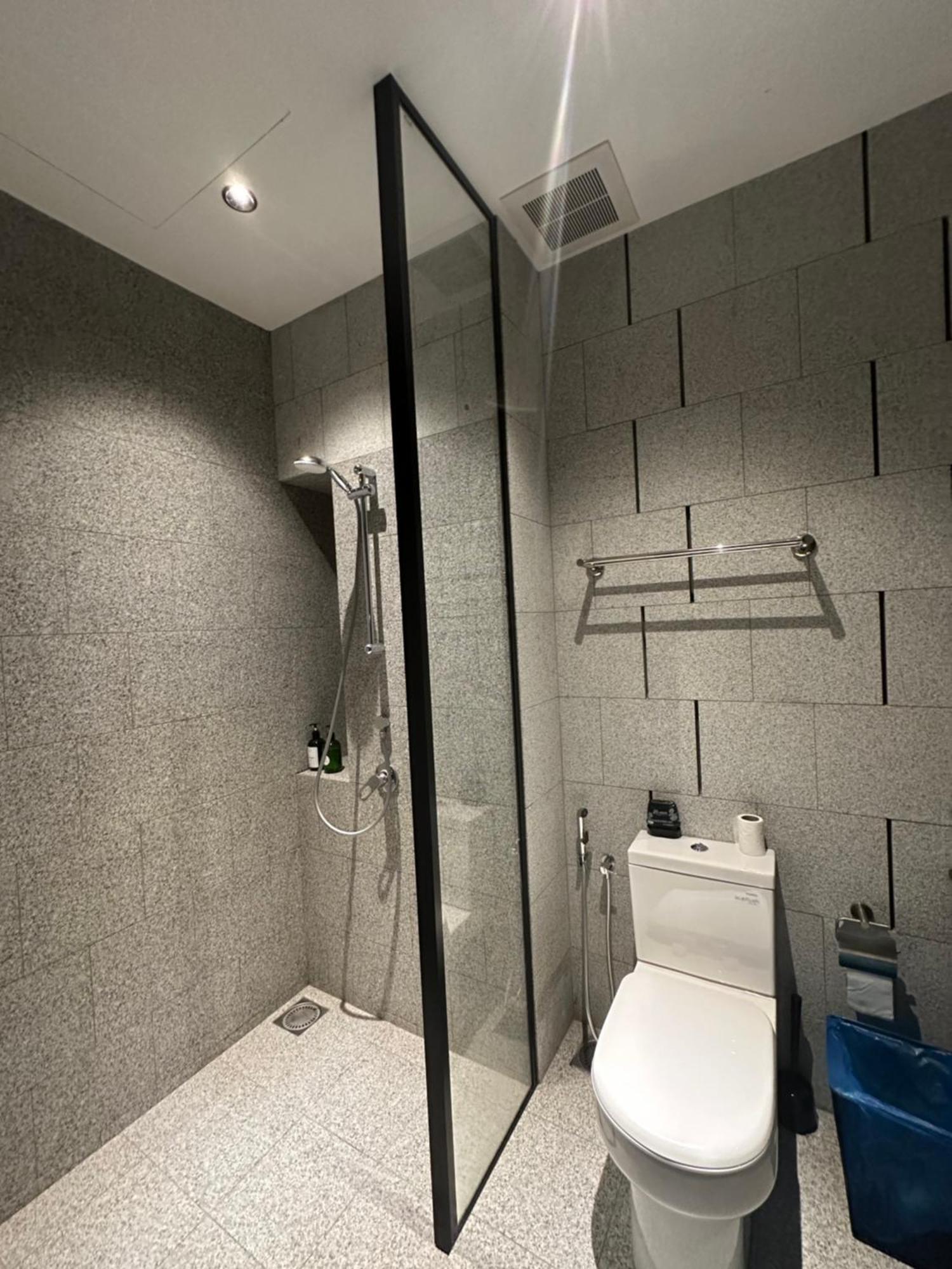 Scarletz Suites Klcc By Aura Kuala Lumpur Esterno foto
