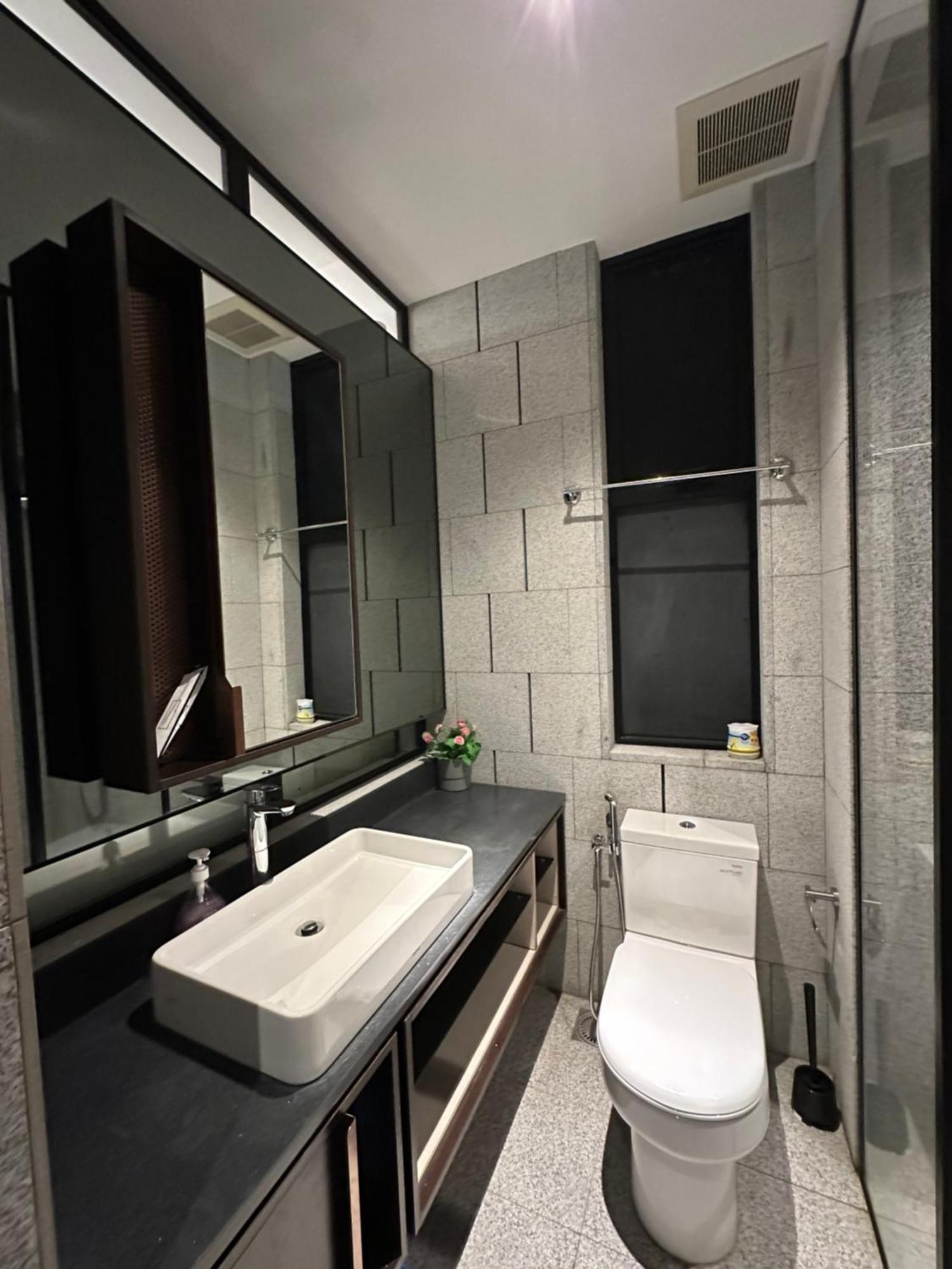 Scarletz Suites Klcc By Aura Kuala Lumpur Esterno foto