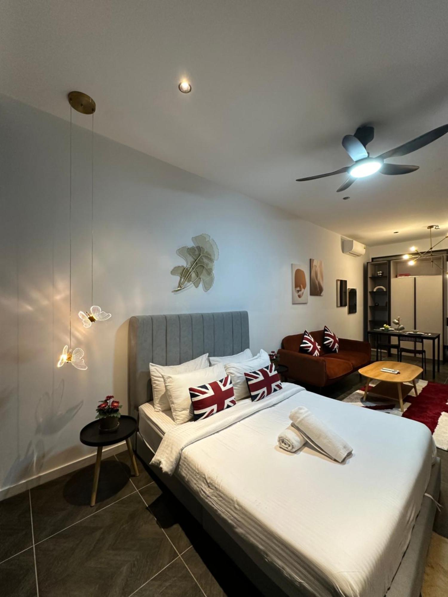 Scarletz Suites Klcc By Aura Kuala Lumpur Esterno foto